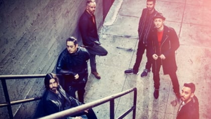 LINKIN PARK Shares Previously Unreleased Song 'Lost', Announces 'Meteora' 20th-Anniversary Box Set